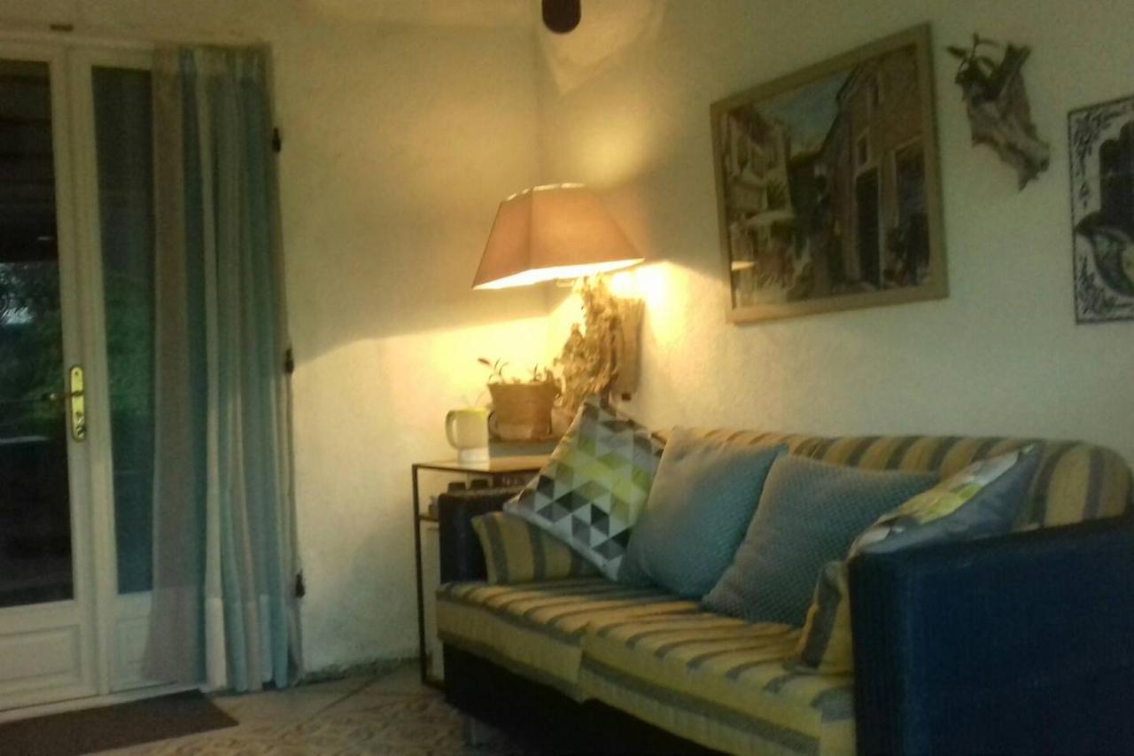 Suite Prive Chez Dunja Roumoules Exterior foto
