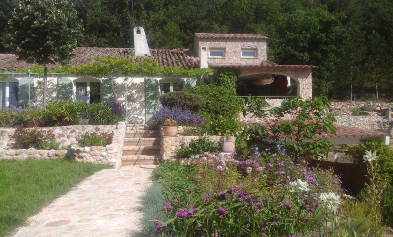 Suite Prive Chez Dunja Roumoules Exterior foto